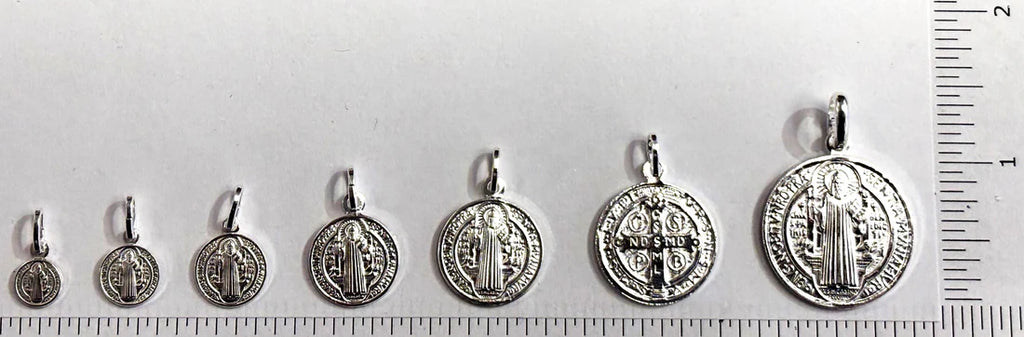 Silver 925 San Benito (Saint Benedict) Round Diamond Cut Pendant